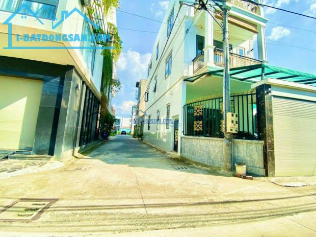 Bán lô đất biệt thự 288m2 ngay dự án Sun Group-P.Hiệp Hòa, SHR thổ cư, đường nhựa 2 ôtô né