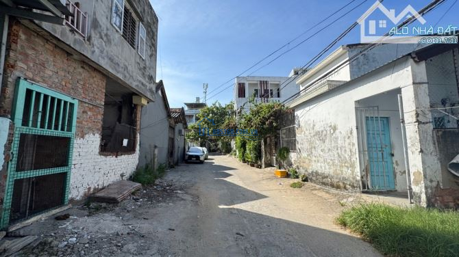 Bán căn nhà sát phố Tây An thượng phố Tây Đà nẵng vị trí cách biển chỉ 100m