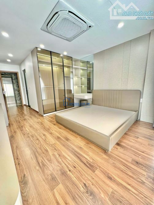 Siêu Ngon! 10 Tỷ Hơn, Bán Nhà Phú Thượng, Tây Hồ - 48M2 - 7 Tầng - Thang Máy - Ô Tô - KD