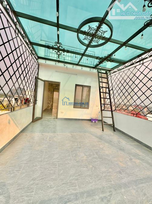 Siêu Ngon! 10 Tỷ Hơn, Bán Nhà Phú Thượng, Tây Hồ - 48M2 - 7 Tầng - Thang Máy - Ô Tô - KD