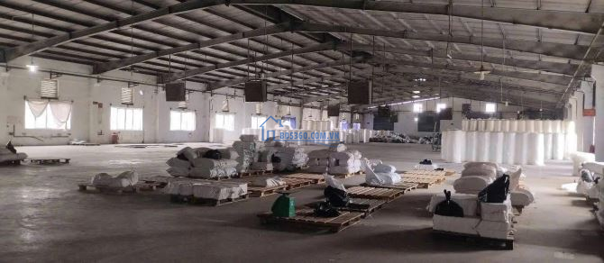 Cho thuê 1300m2 nhà xưởng tại Biên Giang- Chương Mỹ- Hà Nội. Quốc lộ 6.