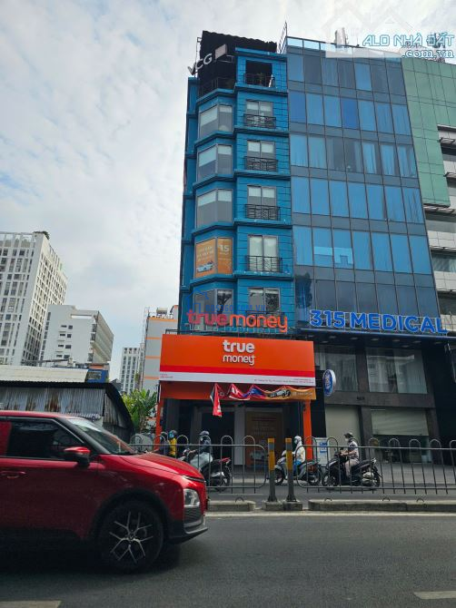 Cho Thuê Building Góc 2MT Hoàng Văn Thụ - 8 Tầng thang máy - 8x25m - Giá Rẻ
