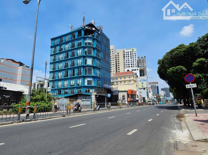 Cho Thuê Building Góc 2MT Hoàng Văn Thụ - 8 Tầng thang máy - 8x25m - Giá Rẻ