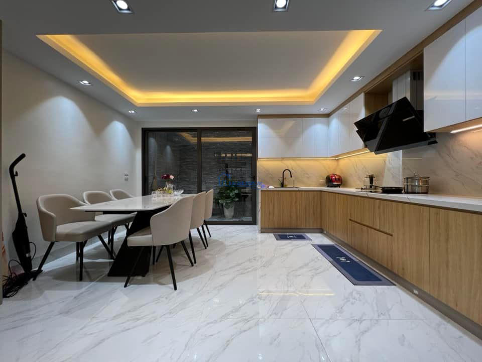 🔑 CHÍNH CHỦ BÁN NHÀ 1 TRỆT 2 LẦU – P4, TP. TÂN AN – 65m² – GIÁ 2 TỶ 4