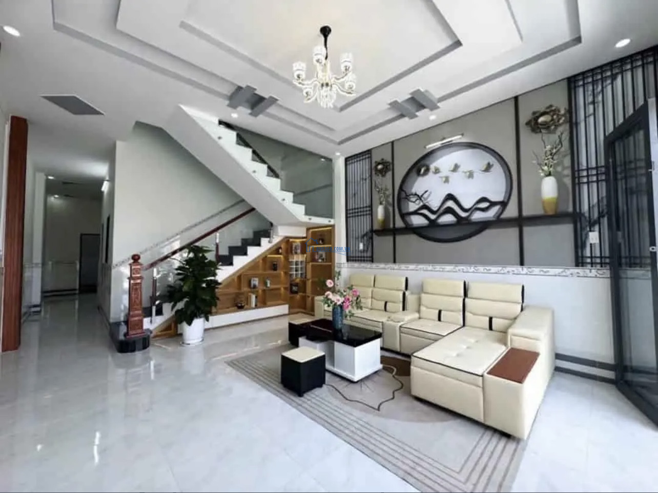Chính chủ cần bán nhà phố mặt tiền Phạm Văn Thành – Phường 4, TP. Tân An – SHR – 2tỷ3 80m2